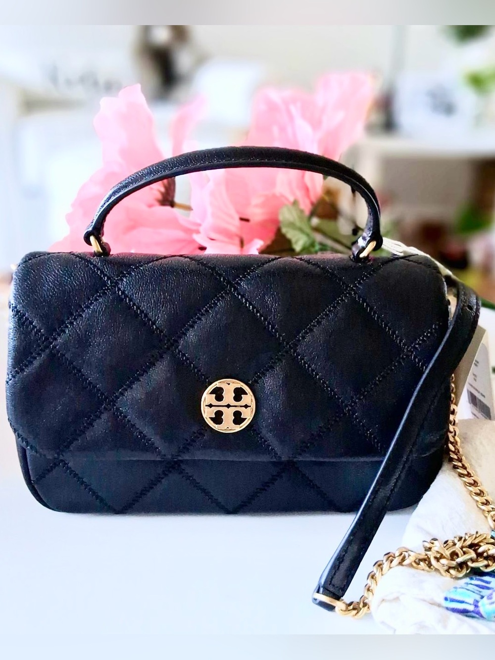 TORY BURCH WILLA TOP HANDLE CROSSBODY BAG BLACK QUILTED LEATHER $520